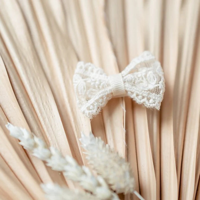 Haarspeldje Met Strik • Cream Lace